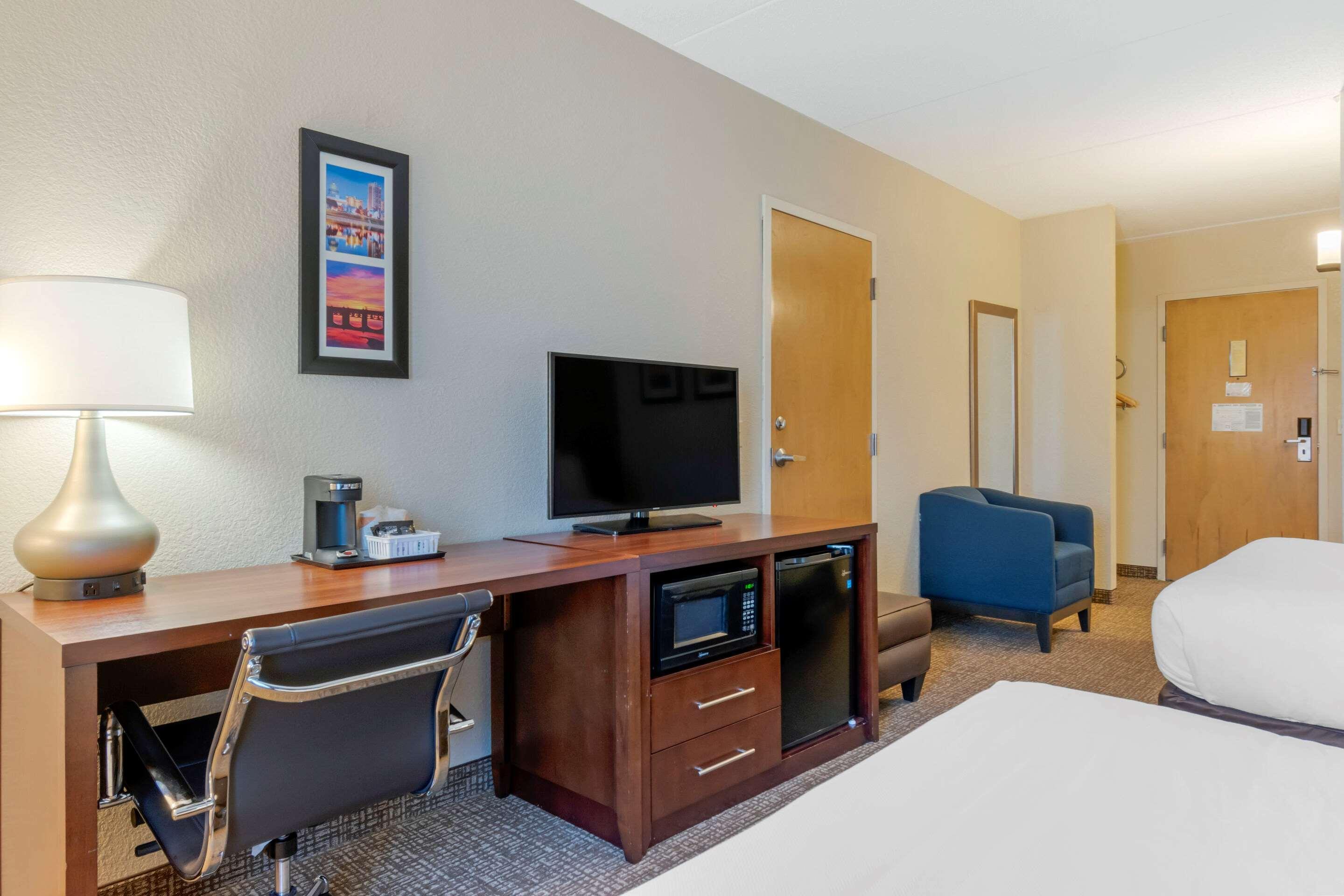 Comfort Inn Mechanicsburg - Harrisburg South מראה חיצוני תמונה